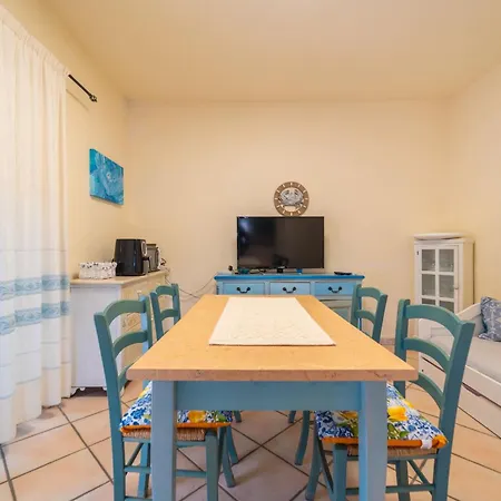 Brorent Dimora Pascoli 3 Feriehus Golfo Aranci